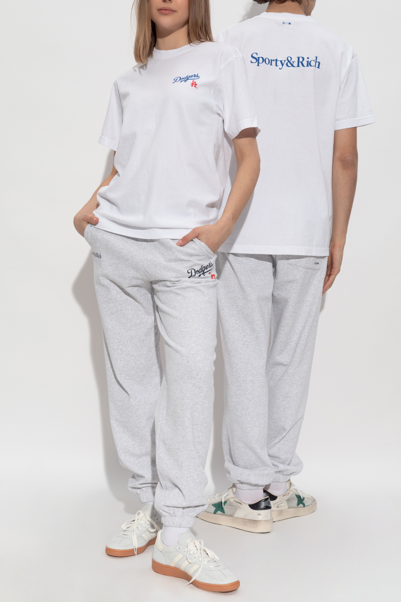 ◆送料・関税無料◆Sporty&Rich × LA Dodgers コラボTシャツ Sporty & Rich x the LA Dodgers